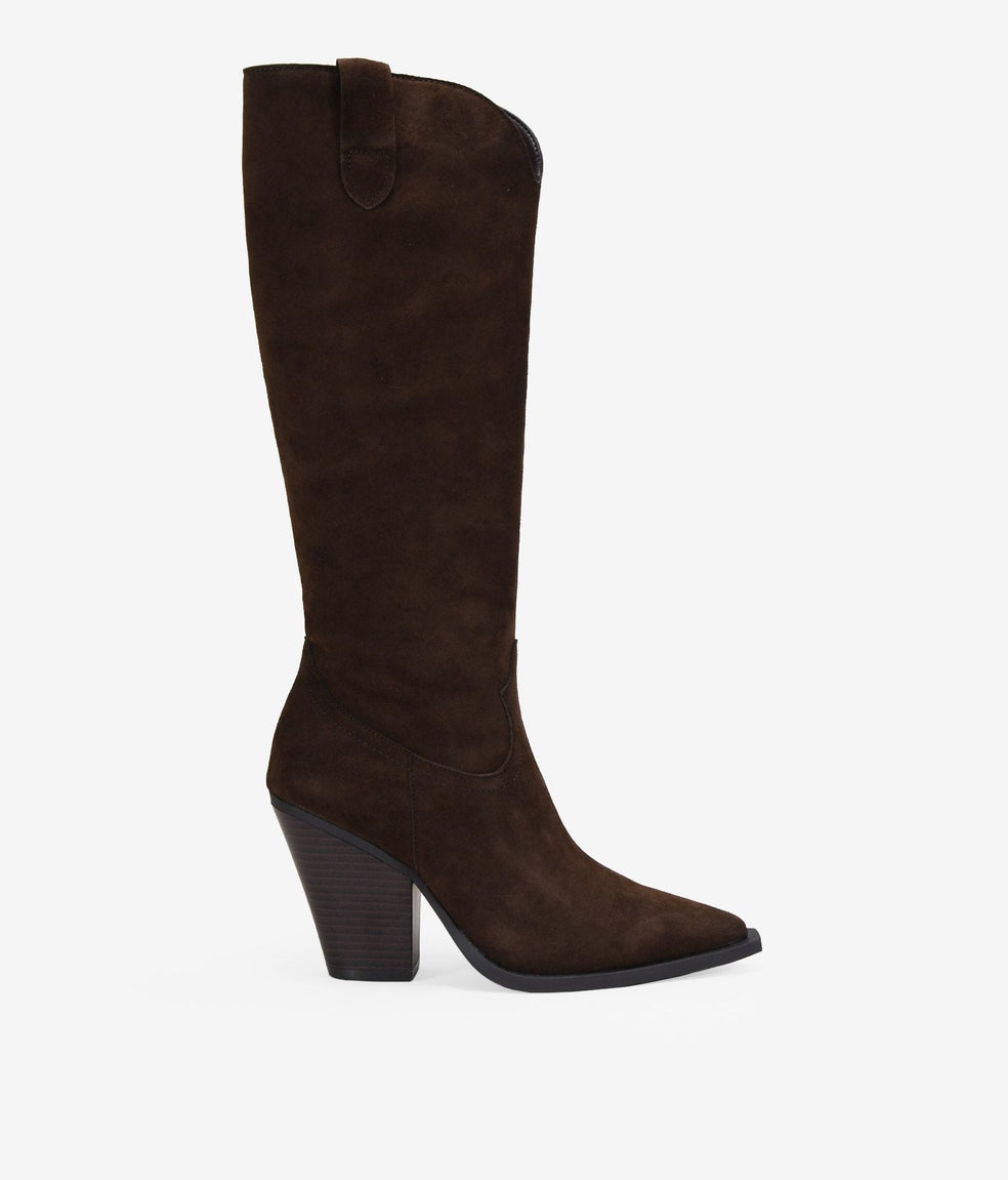 Botas altas marrones en piel con tacón