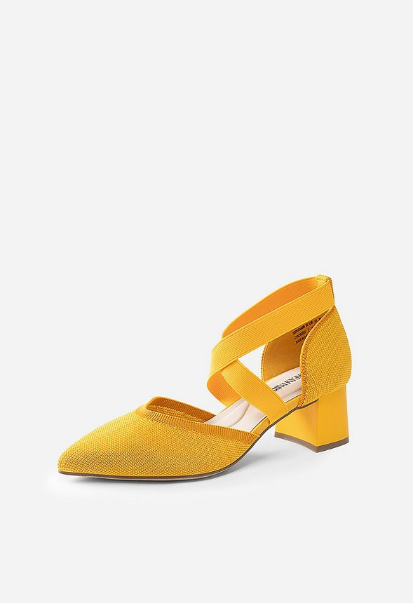 Zapatos de salón de punta fina con tiras cruzadas