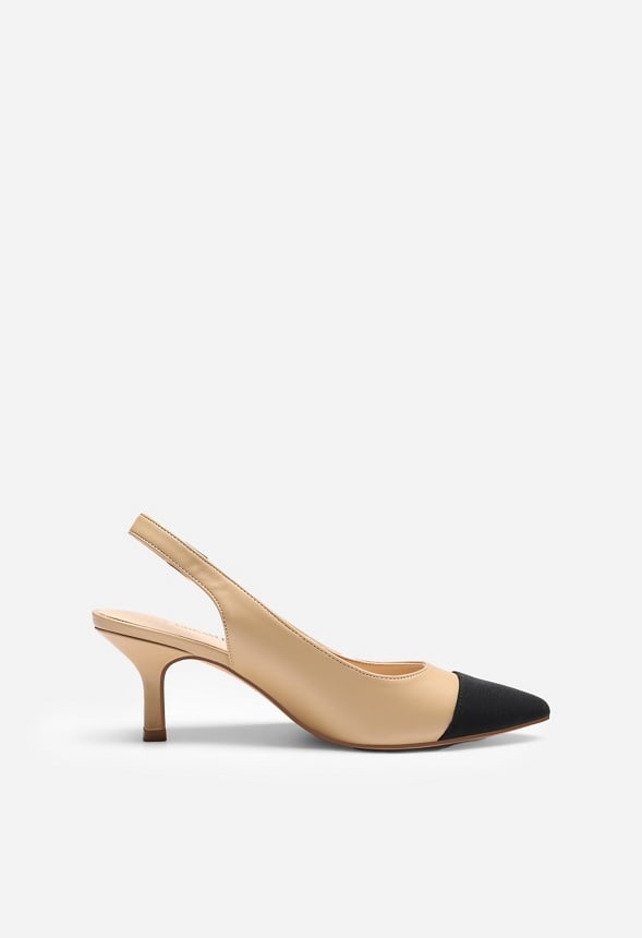 Zapatos de salón destalonados de punta afilada y tacón de gatito