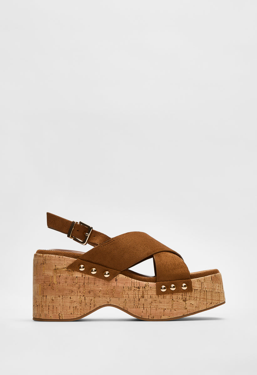 Sandalias de cuña con plataforma Amora